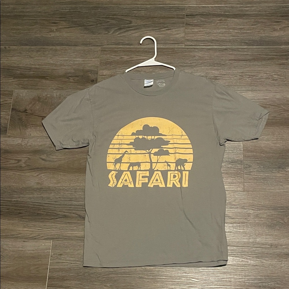Safari Graphic Gray T-Shirt